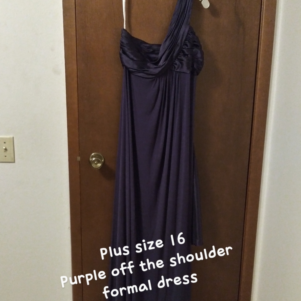 Plus size Formal dresses